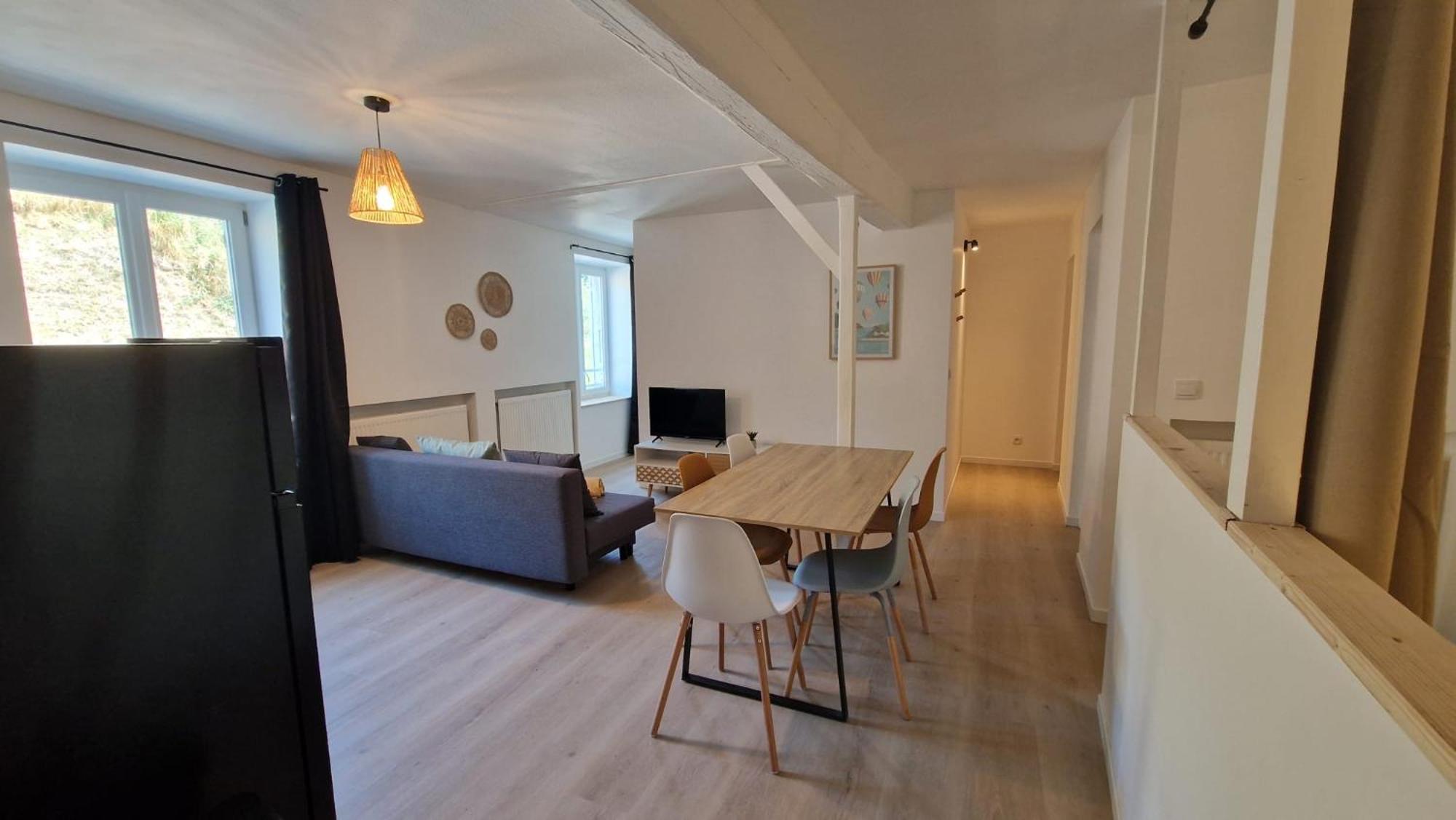 Appartement Le Bourg à Lagnieu Extérieur photo