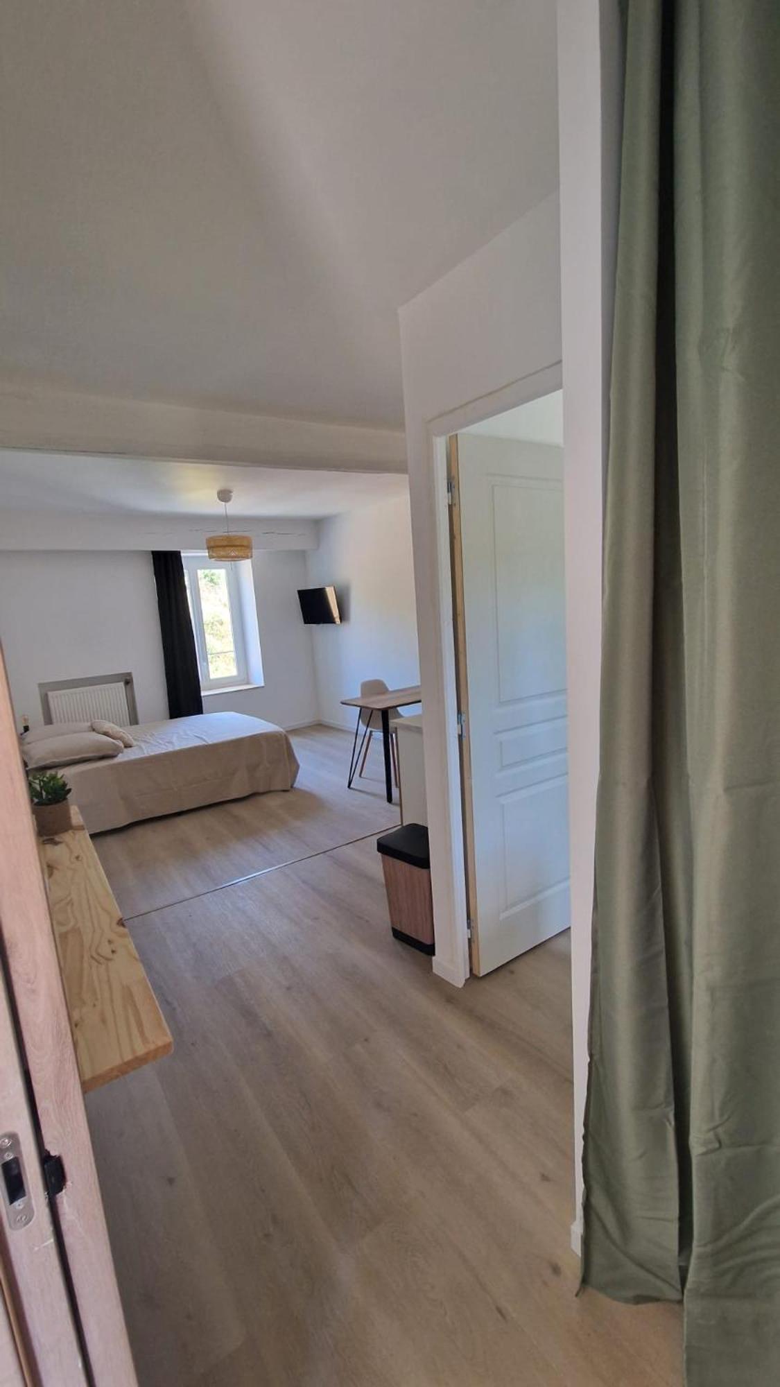 Appartement Le Bourg à Lagnieu Extérieur photo