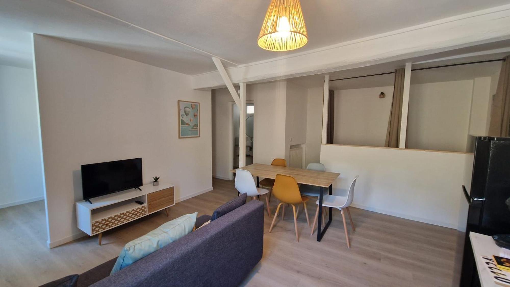 Appartement Le Bourg à Lagnieu Extérieur photo